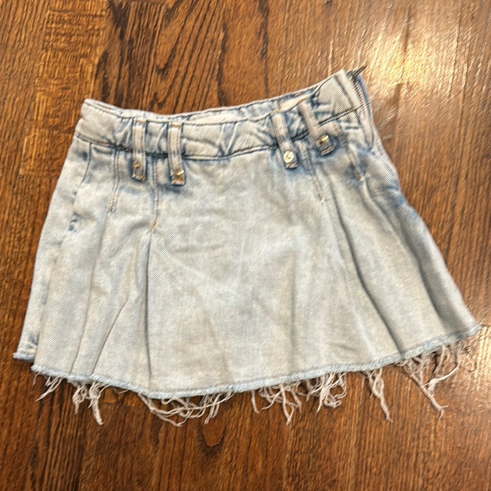 Stylish Light Blue Denim Skirt